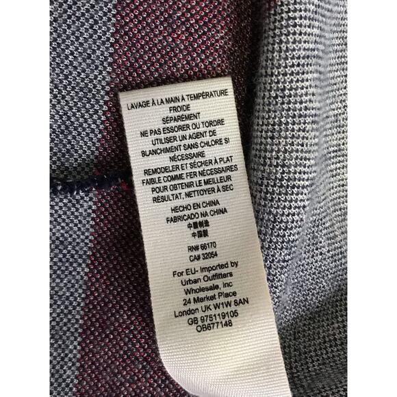 Free People Paisley Oversized Dolman Sleeve Blanket Fringe Sweater Size M/L - Picture 10 of 10